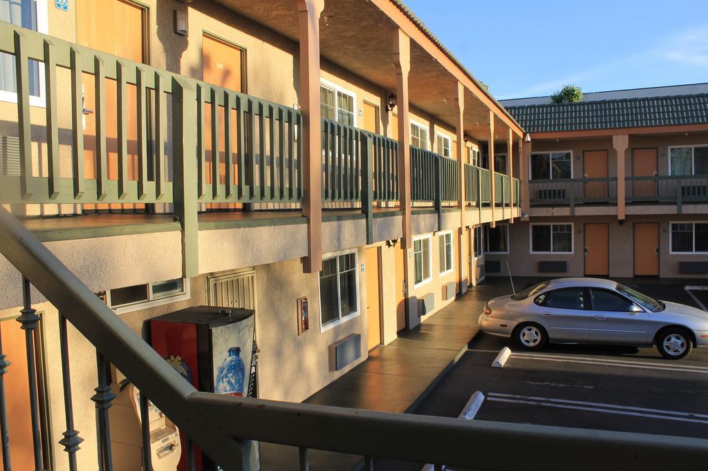 El Rancho Inn Hawthorne Kültér fotó